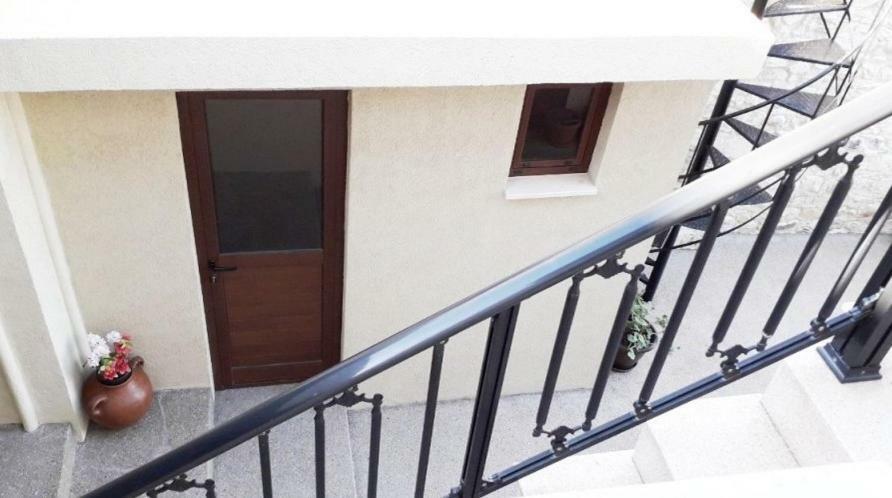 Omodos Maria'S Apartments Exterior photo